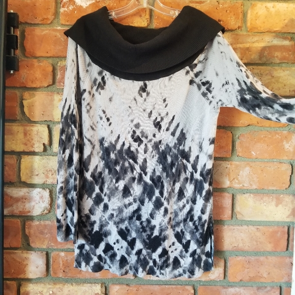 Rock & Republic Sweaters - R&R sweater